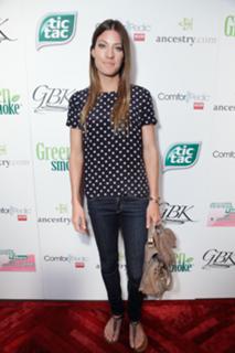 Jennifer Carpenter feet photo thumbnail
