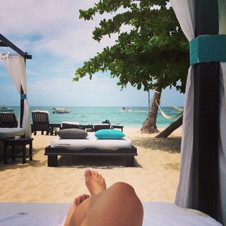 Jennifer Coffey feet photo thumbnail