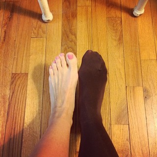 Jennifer Coffey feet photo thumbnail