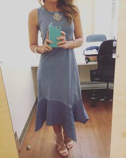 Jennifer Coffey feet photo thumbnail