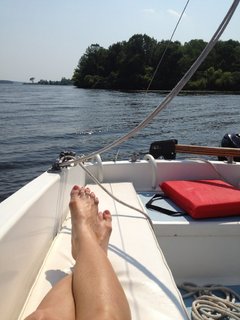 Jennifer Coffey feet photo thumbnail