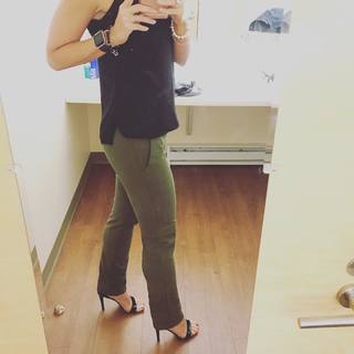 Jennifer Coffey feet photo thumbnail