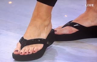 Jennifer Coffey feet photo thumbnail