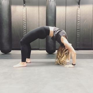 Jennifer Coffey feet photo thumbnail