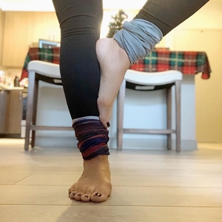 Jennifer Coffey feet photo thumbnail