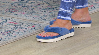 Jennifer Coffey feet photo thumbnail