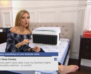 Jennifer Coffey feet photo thumbnail