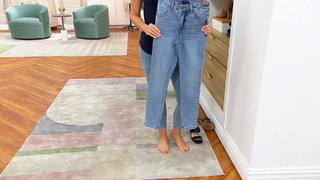 Jennifer Coffey feet photo thumbnail