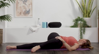 Jennifer Coffey feet photo thumbnail