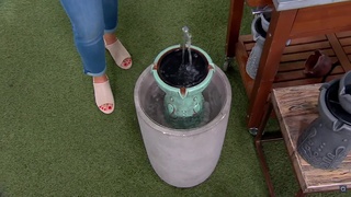 Jennifer Coffey feet photo thumbnail