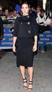 Jennifer Connelly feet photo thumbnail