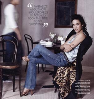 Jennifer Connelly feet photo thumbnail