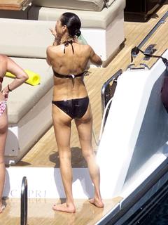 Jennifer Connelly feet photo thumbnail