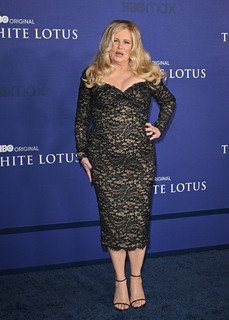 Jennifer Coolidge feet photo thumbnail