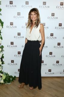 Jennifer Esposito feet photo thumbnail
