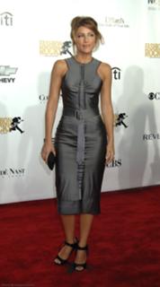 Jennifer Esposito feet photo thumbnail