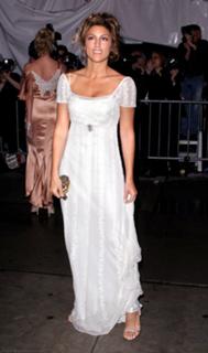 Jennifer Esposito feet photo thumbnail