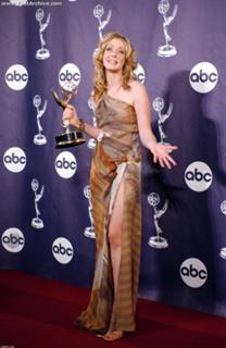 Jennifer Finnigan feet photo thumbnail