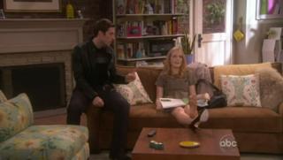 Jennifer Finnigan feet photo thumbnail