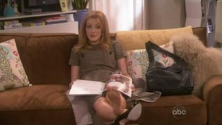 Jennifer Finnigan feet photo thumbnail