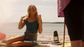 Jennifer Finnigan feet photo thumbnail