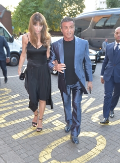 Jennifer Flavin feet photo 4