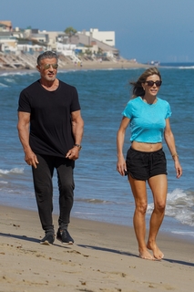 Jennifer Flavin feet photo 10