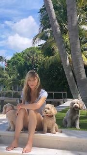 Jennifer Flavin feet photo 1