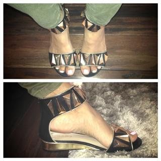 Jennifer Freeman feet photo thumbnail