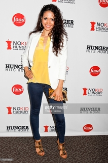 Jennifer Freeman feet photo thumbnail
