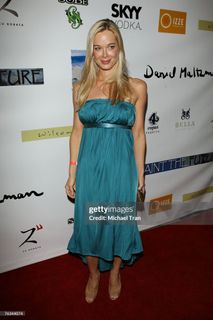 Jennifer Gareis feet photo 5