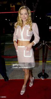 Jennifer Gareis feet photo 3