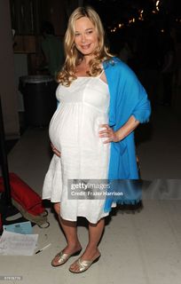 Jennifer Gareis feet photo 15