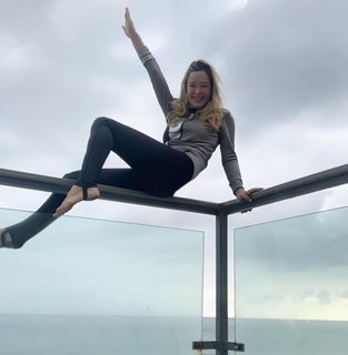 Jennifer Gareis feet photo 18