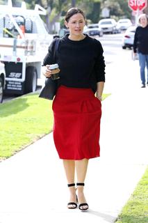 Jennifer Garner feet photo thumbnail