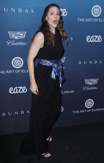 Jennifer Garner feet photo thumbnail