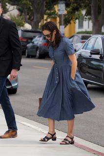 Jennifer Garner feet photo thumbnail