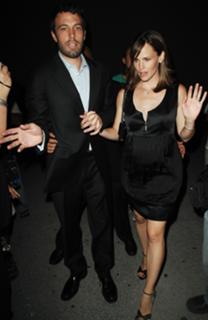 Jennifer Garner feet photo thumbnail