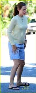 Jennifer Garner feet photo thumbnail