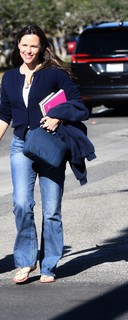 Jennifer Garner feet photo thumbnail