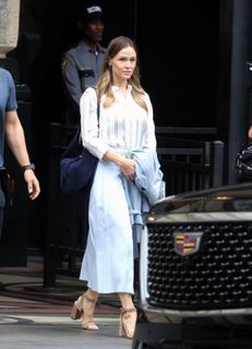 Jennifer Garner feet photo thumbnail