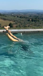 Jennifer Garner feet photo thumbnail