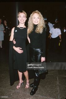 Jennifer Grant feet photo 2