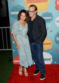 Jennifer Grey feet photo thumbnail