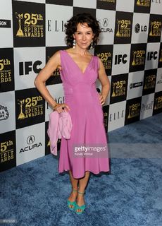 Jennifer Grey feet photo thumbnail