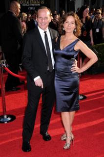 Jennifer Grey feet photo thumbnail