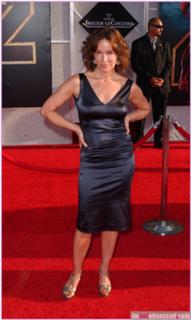 Jennifer Grey feet photo thumbnail