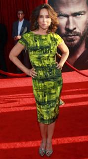 Jennifer Grey feet photo thumbnail