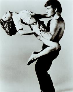 Jennifer Grey feet photo thumbnail