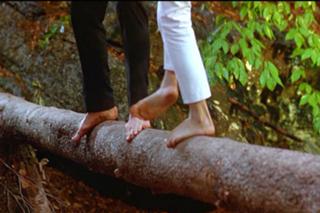 Jennifer Grey feet photo thumbnail
